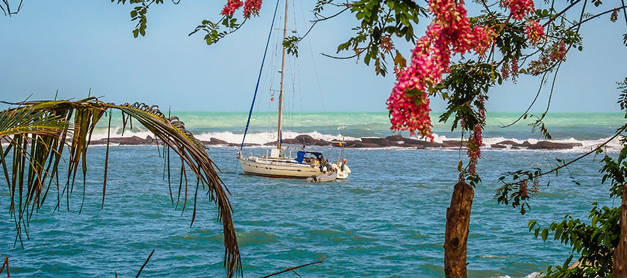 The Bahamian Moor: How to Set Two Anchors off the Bow