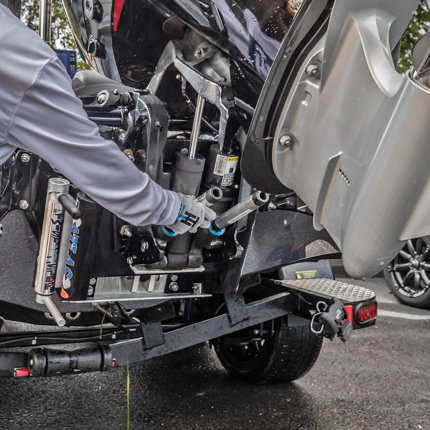 Motor Stik Outboard Motor Support Stick, Pair